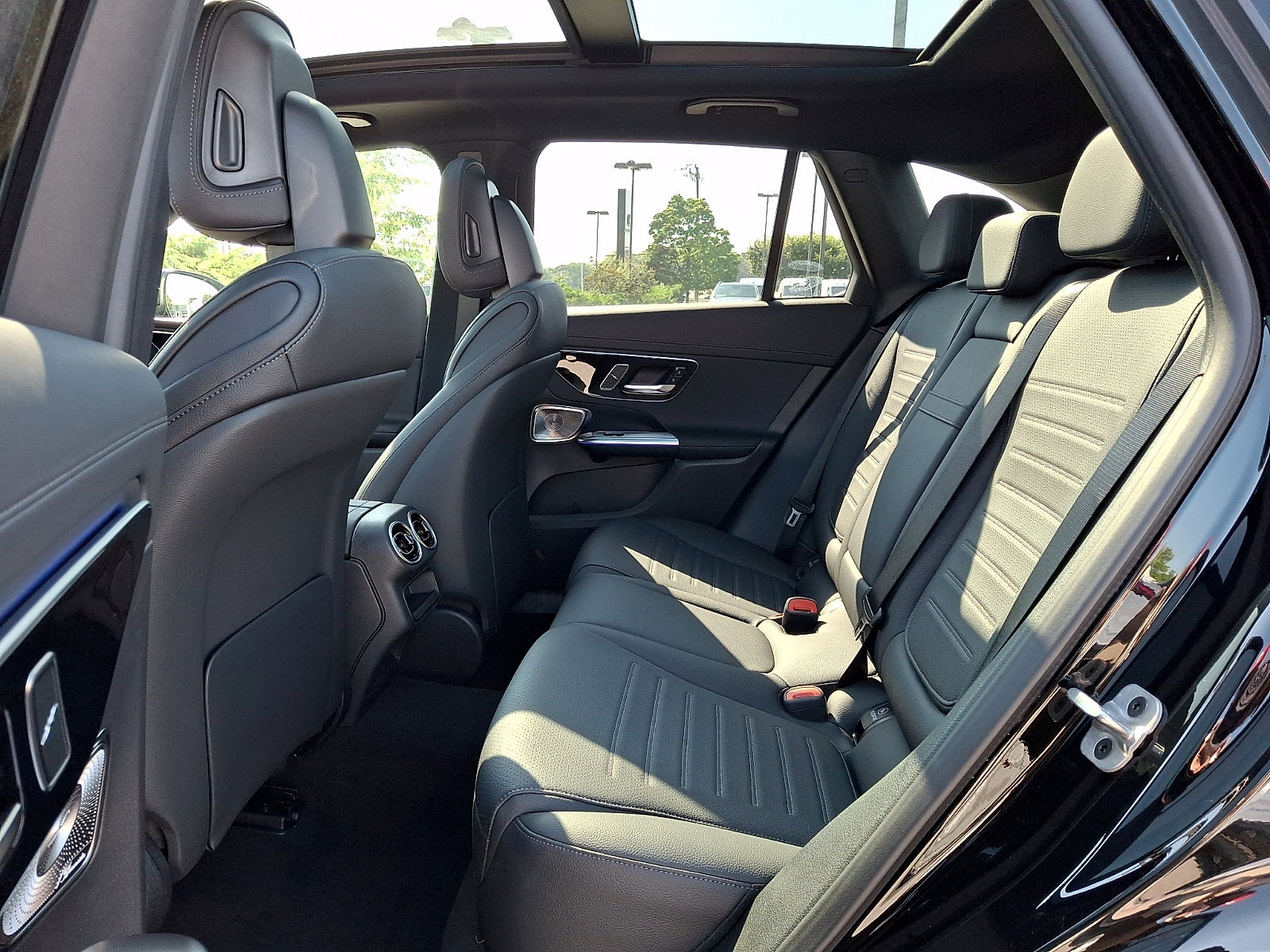 New 2026 Mercedes-Benz GLC 300 4MATIC image 6