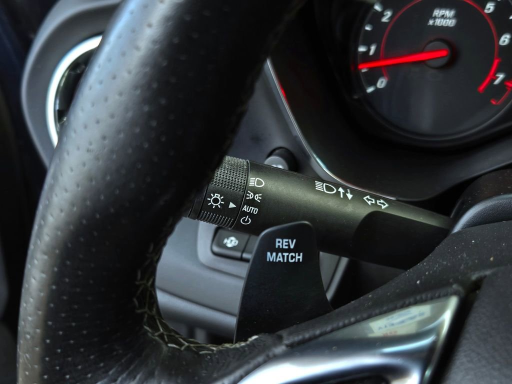 Used 2016 Chevrolet Camaro SS image 27