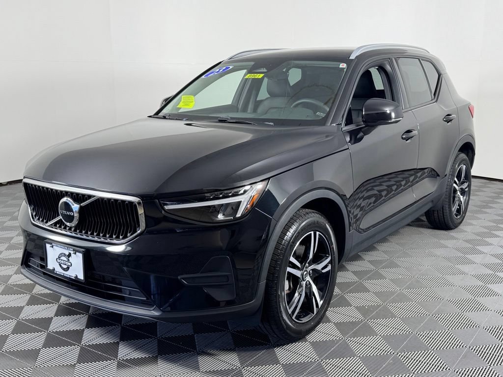 Certified 2023 Volvo XC40 B5 Core w/ Convenience Package AWD/4WD image 13