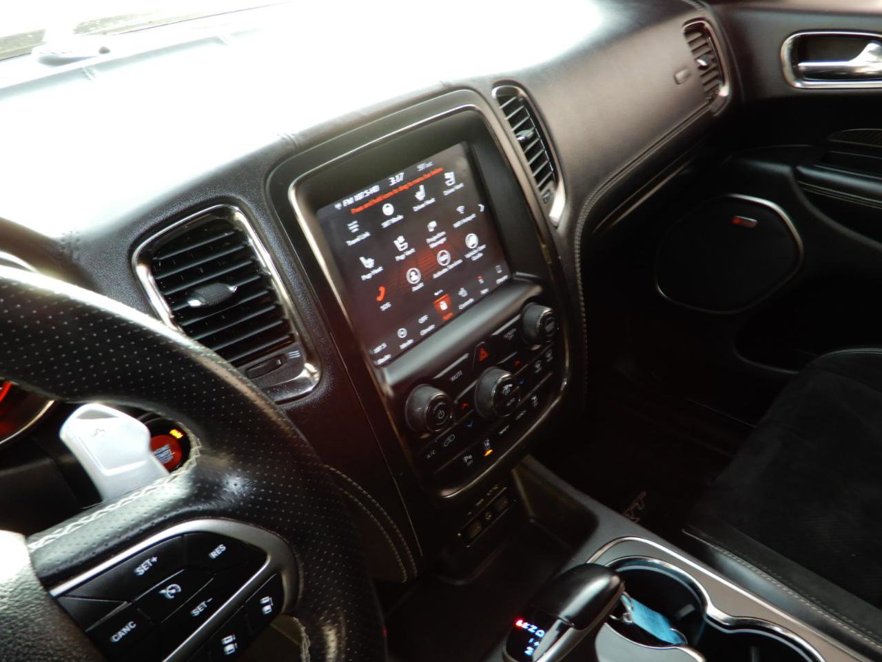Used 2018 Dodge Durango SRT w/ SRT Interior Appearance Group AWD/4WD image 17