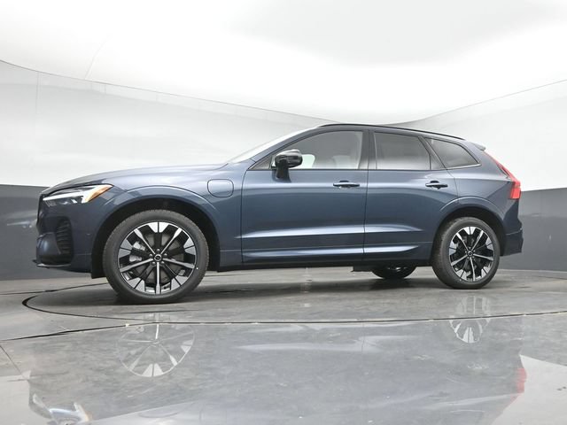 New 2026 Volvo XC60 T8 Plus w/ Climate Package PRO AWD/4WD image 40