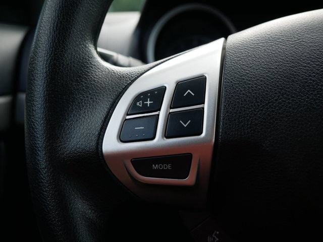 Used 2015 Mitsubishi Lancer ES FWD image 17