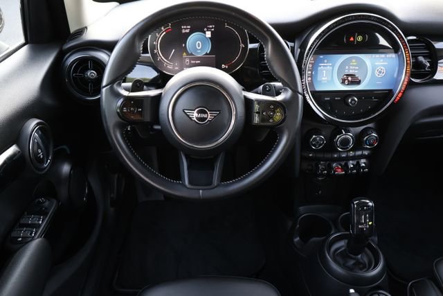 Used 2022 MINI Cooper S image 4