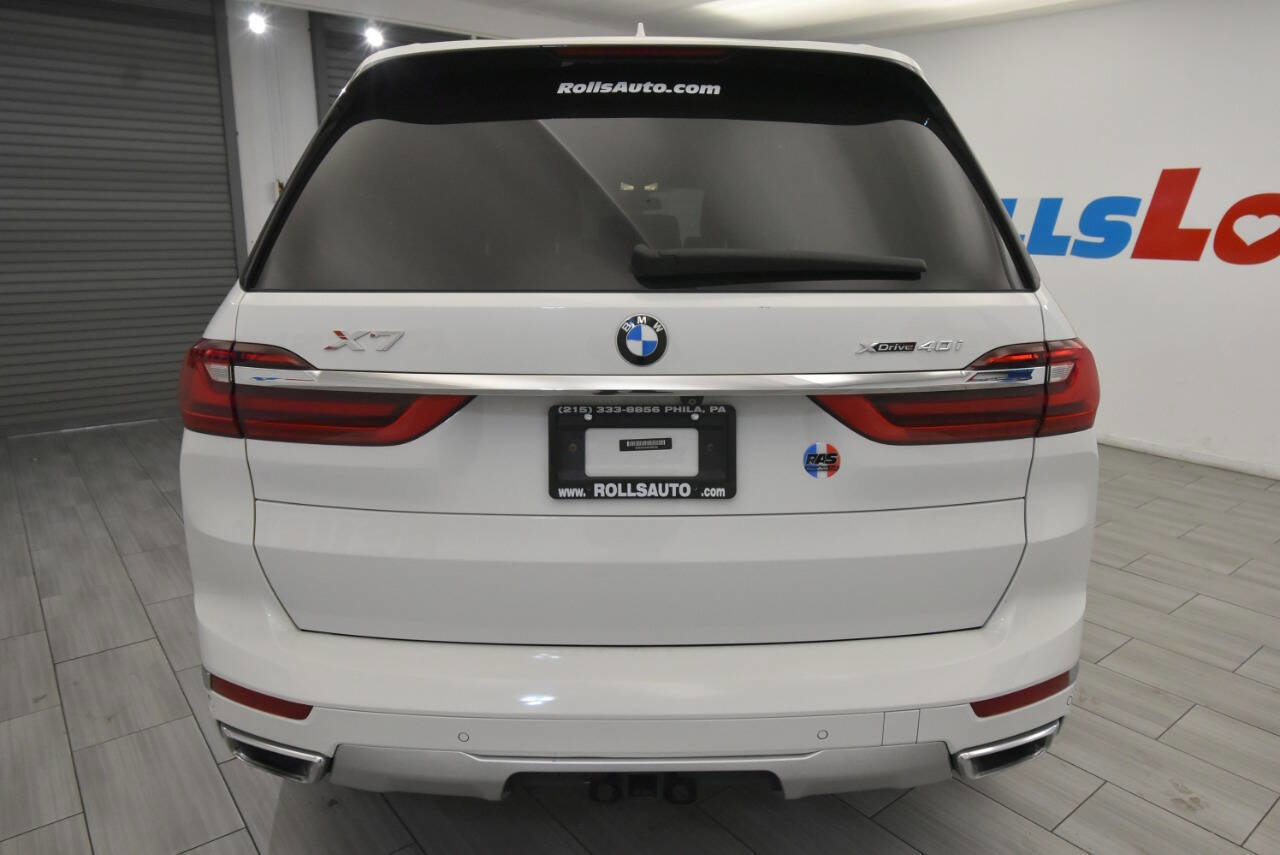 Used 2019 BMW X7 xDrive40i w/ Parking Assistance Package image 4