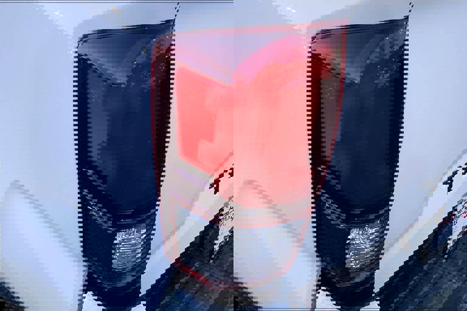 Used 2018 Toyota Tacoma SR image 26