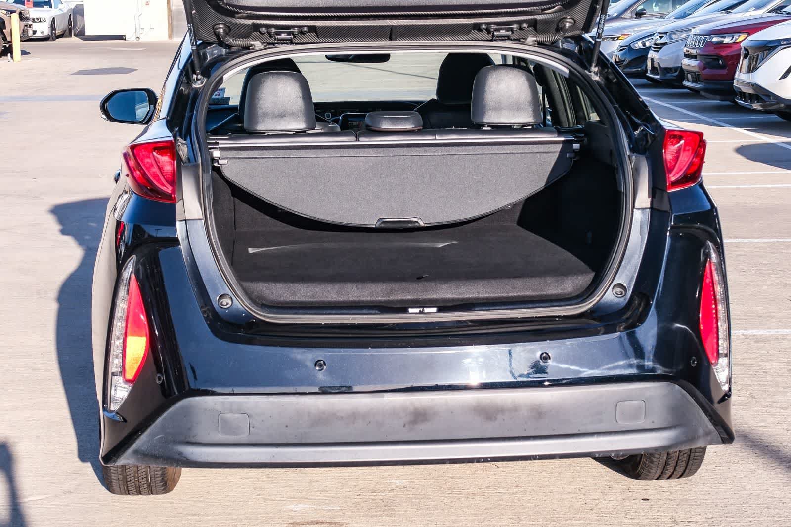 Certified 2020 Toyota Prius Prime Limited w/ Carpet Mat Package FWD image 27