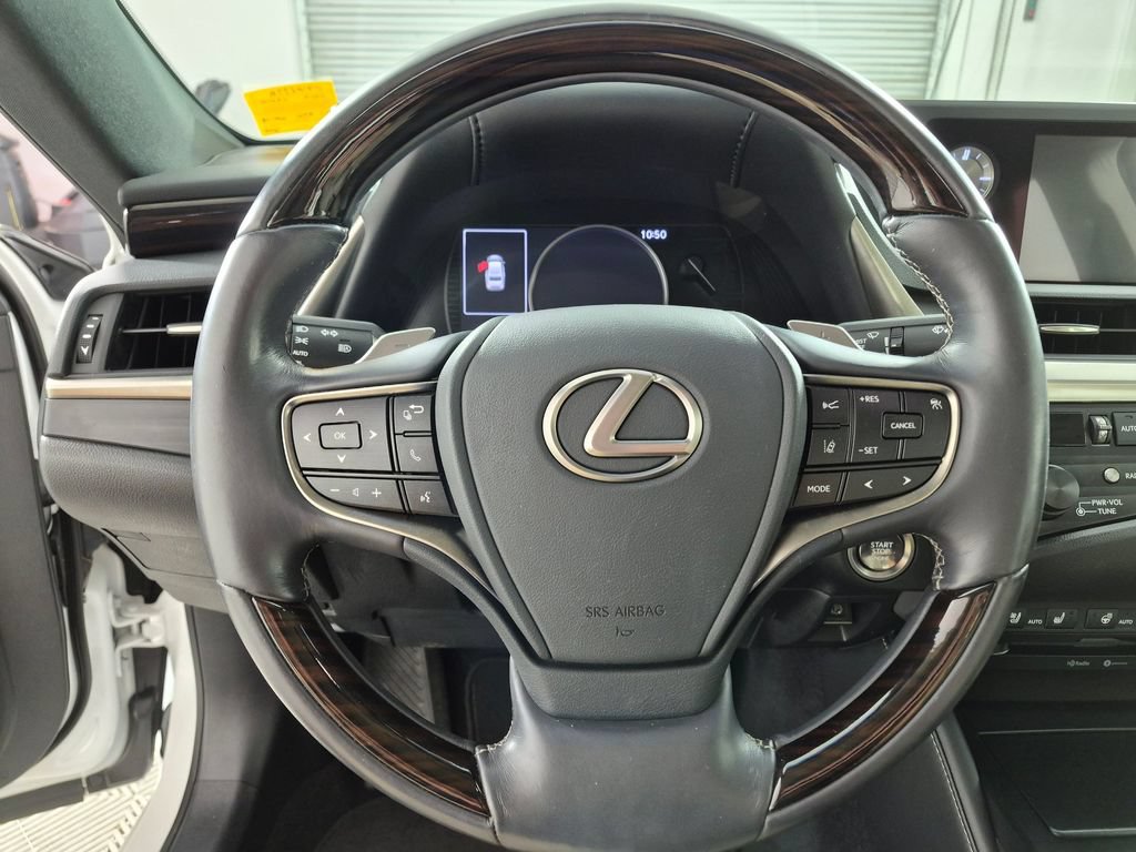 Used 2019 Lexus ES 350 w/ Premium Package FWD image 13