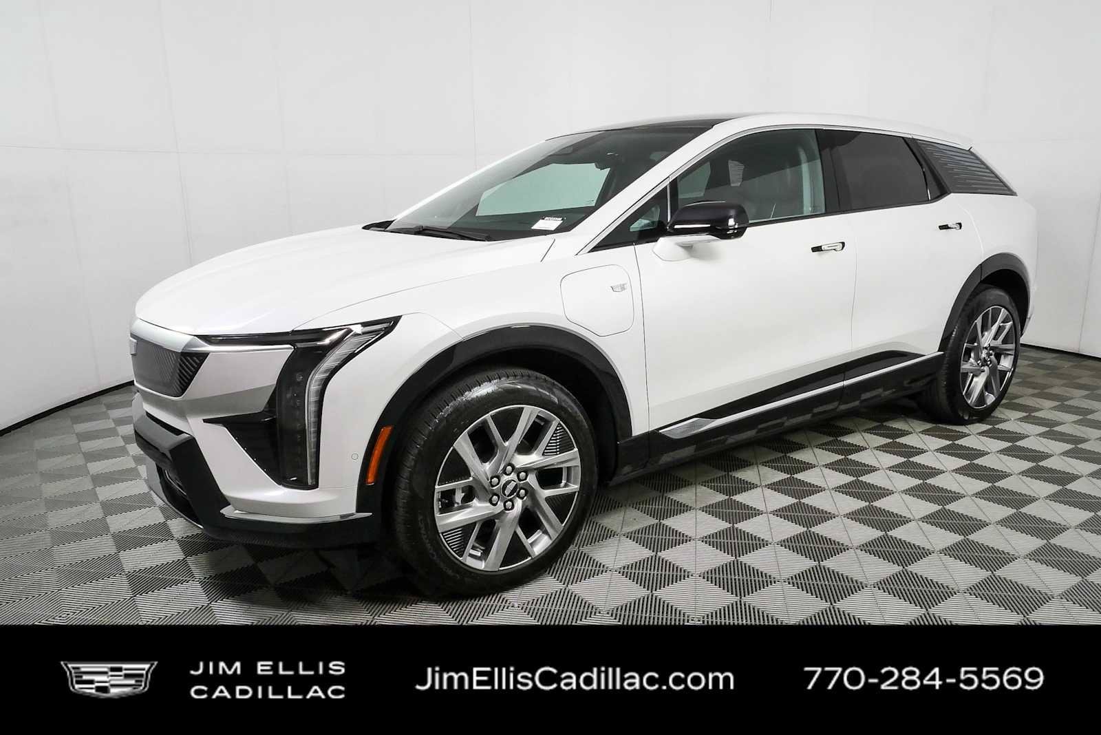 Certified 2025 Cadillac Optiq Luxury 2 w/ LPO, Floor Liner Package AWD/4WD image 27