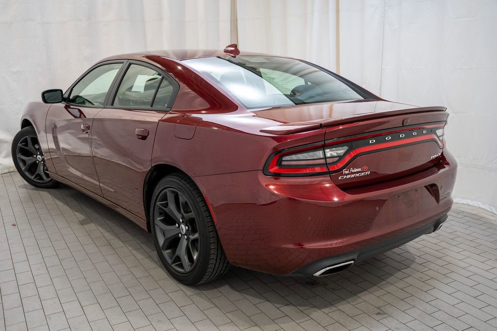 Used 2017 Dodge Charger SXT w/ Rallye Group image 4
