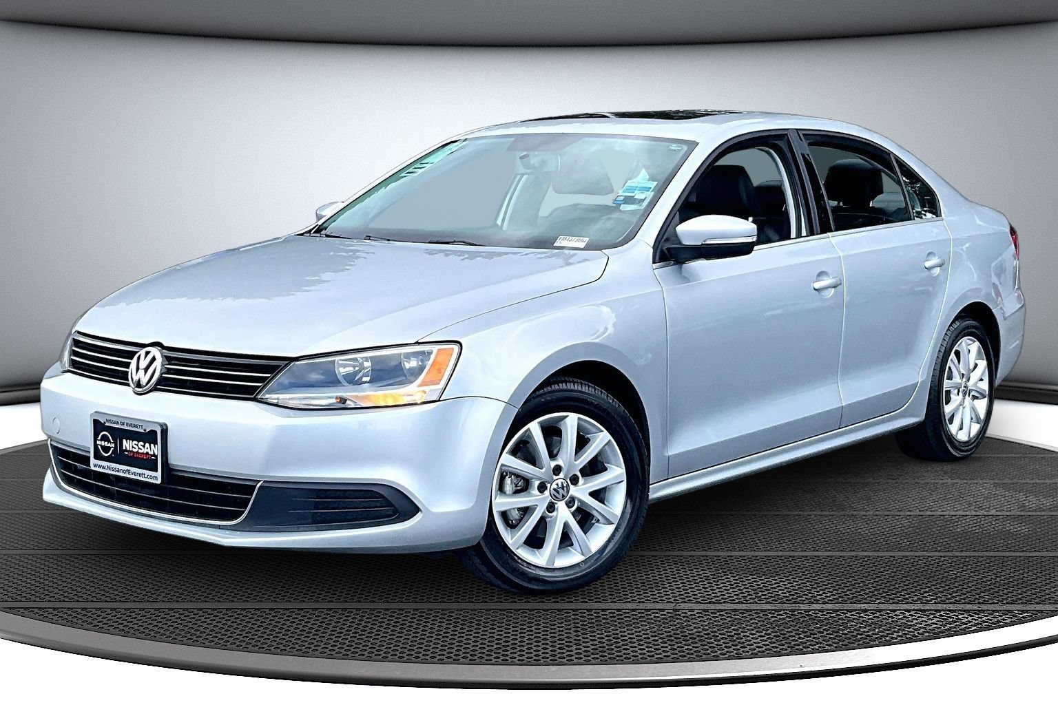 Used 2014 Volkswagen Jetta SE FWD image 3