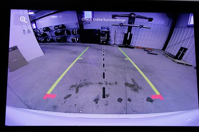 Used 2022 Jeep Compass Limited AWD/4WD image 34