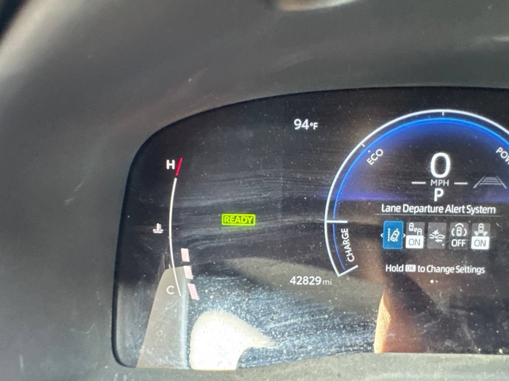 Certified 2025 Toyota Camry LE FWD image 11