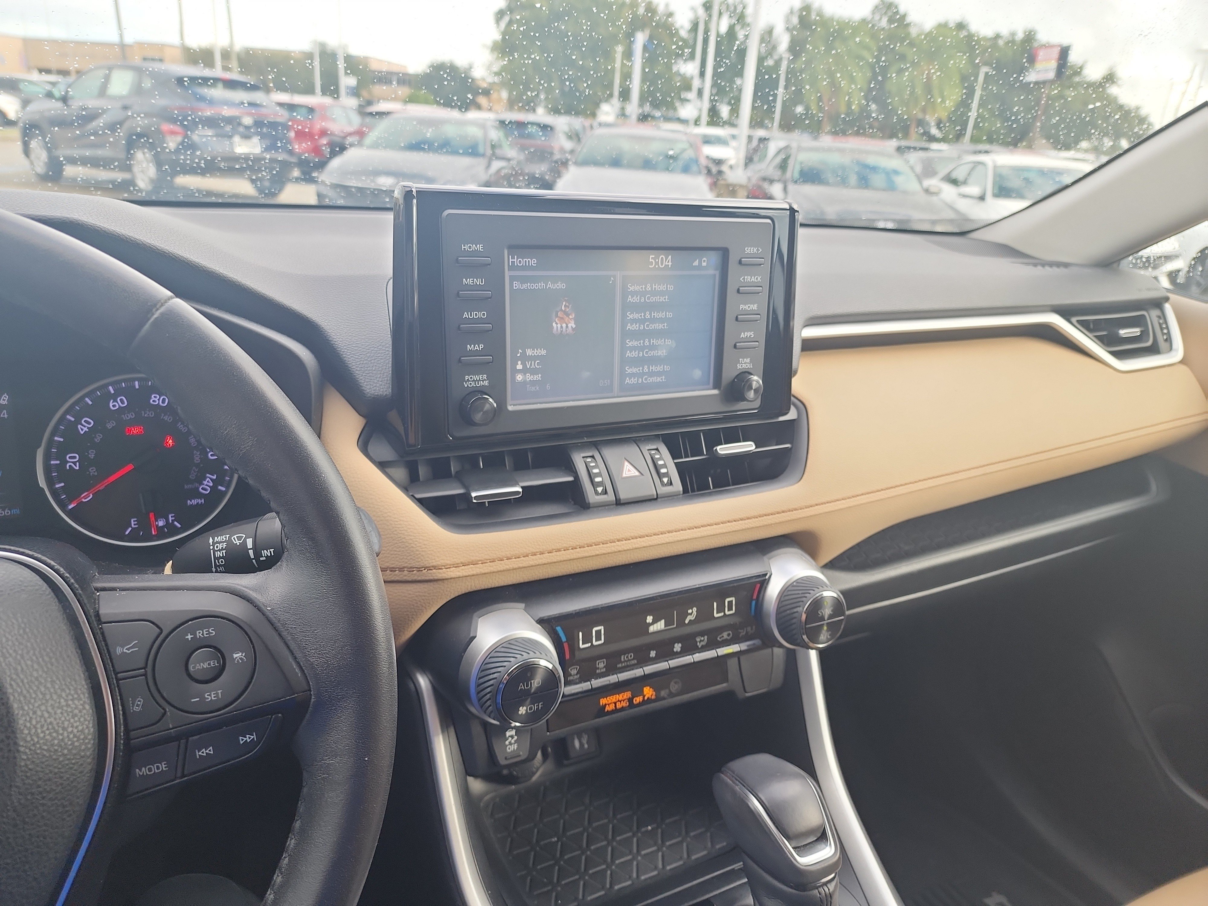 Used 2019 Toyota RAV4 XLE Premium FWD image 20