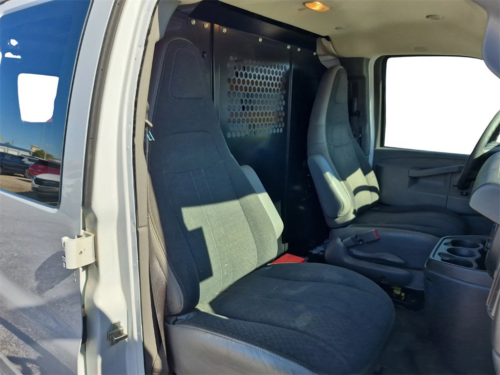 Used 2021 GMC Savana 2500 w/ Driver Convenience Package image 26