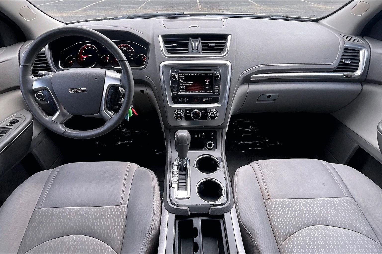 Used 2013 GMC Acadia SLE image 12