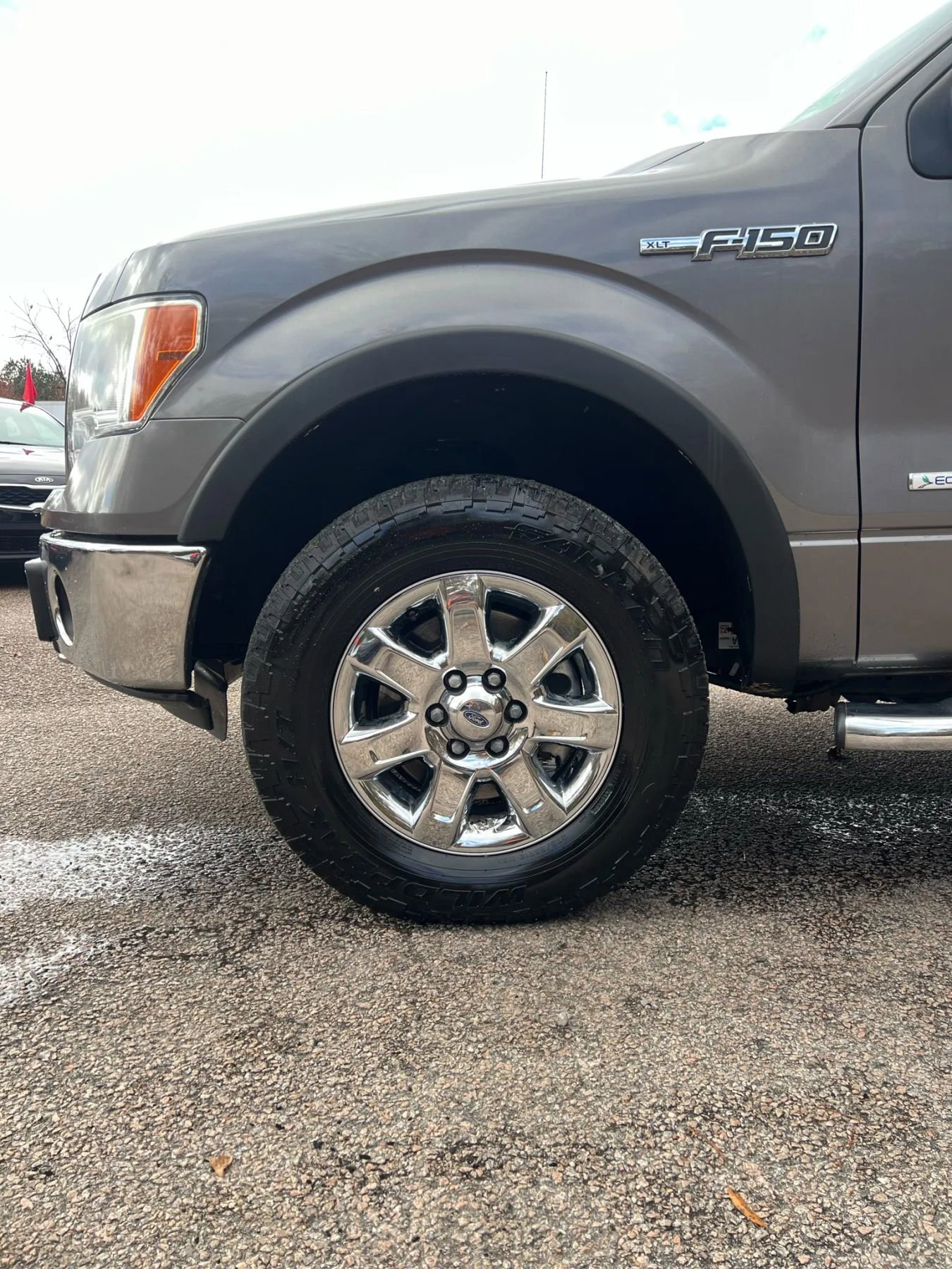 Used 2013 Ford F150 XLT w/ Luxury Equipment Group image 13