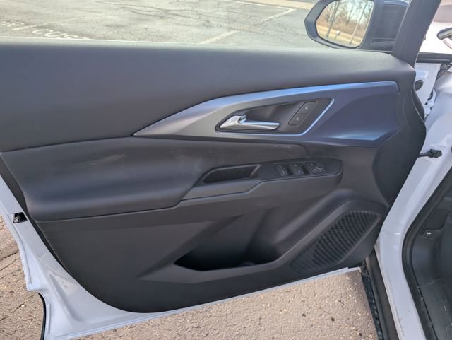 New 2026 Chevrolet Equinox EV LT image 14