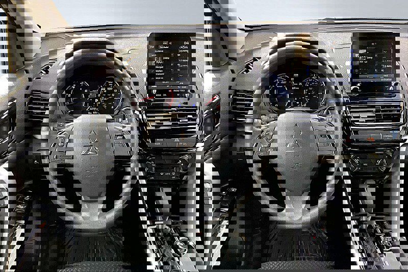 Used 2024 Mitsubishi Eclipse Cross LE image 5