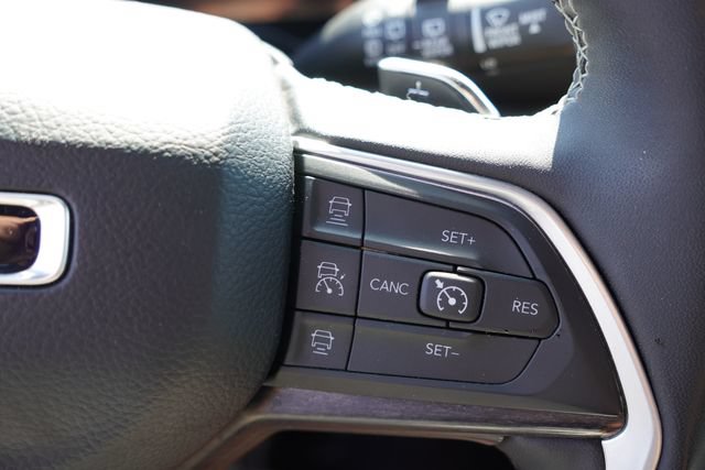 Certified 2025 Jeep Grand Cherokee L Limited w/ Luxury Tech Group II AWD/4WD image 36
