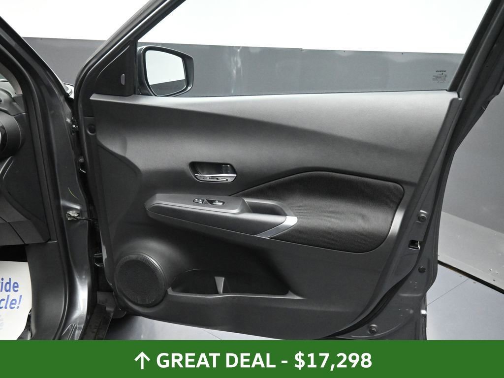 Used 2024 Nissan Kicks SV image 21