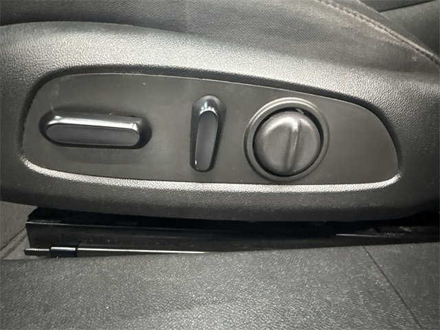 Used 2023 Chevrolet Malibu LT image 12