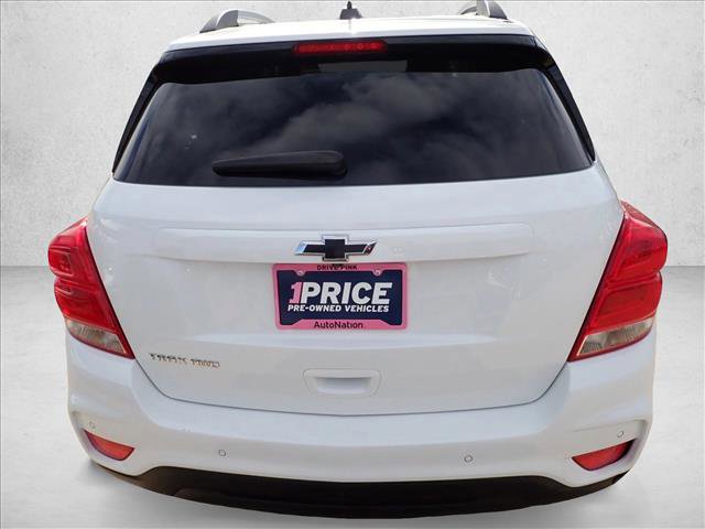 Used 2022 Chevrolet Trax LT w/ Driver Confidence Package image 3