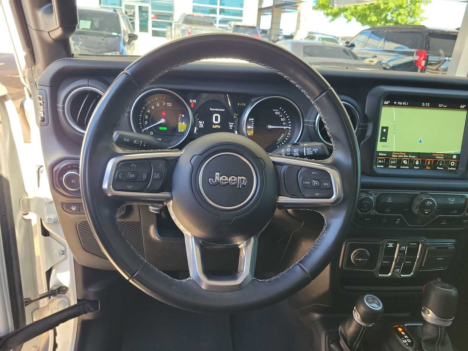 Used 2022 Jeep Wrangler Unlimited Sahara AWD/4WD image 19