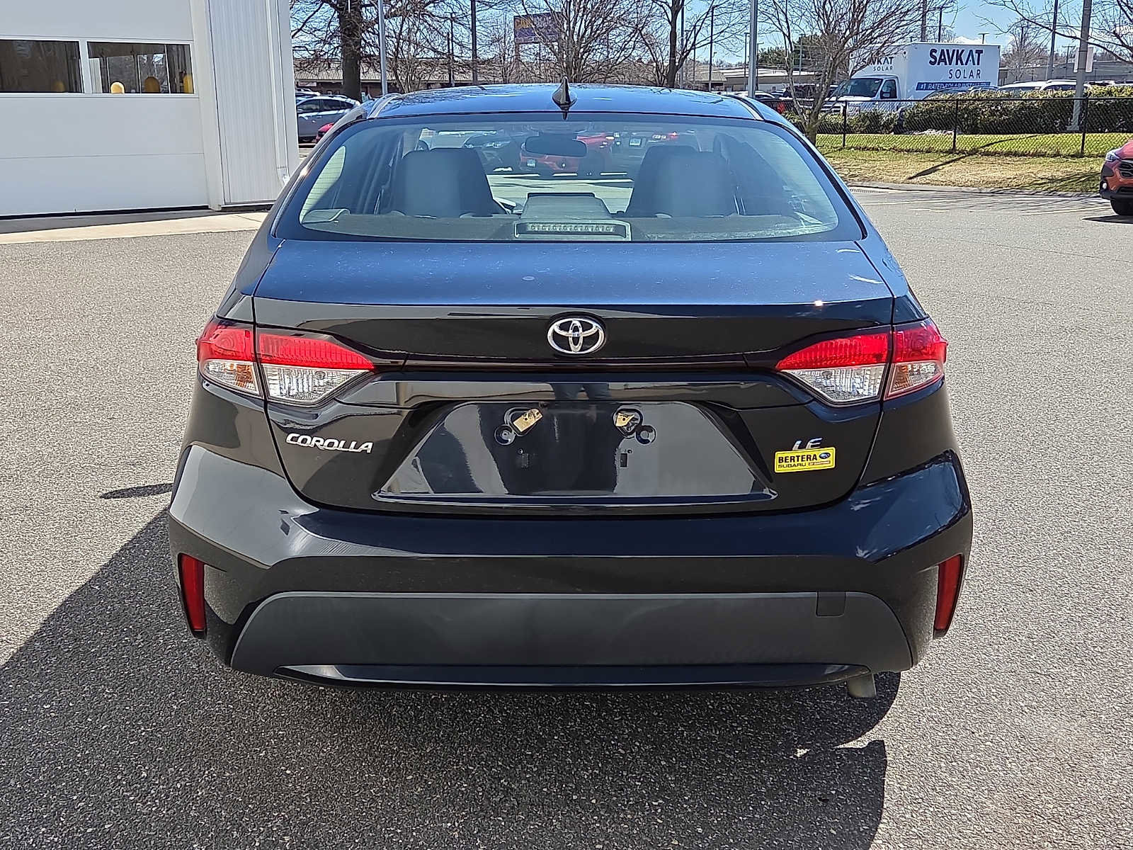 Used 2020 Toyota Corolla LE image 5