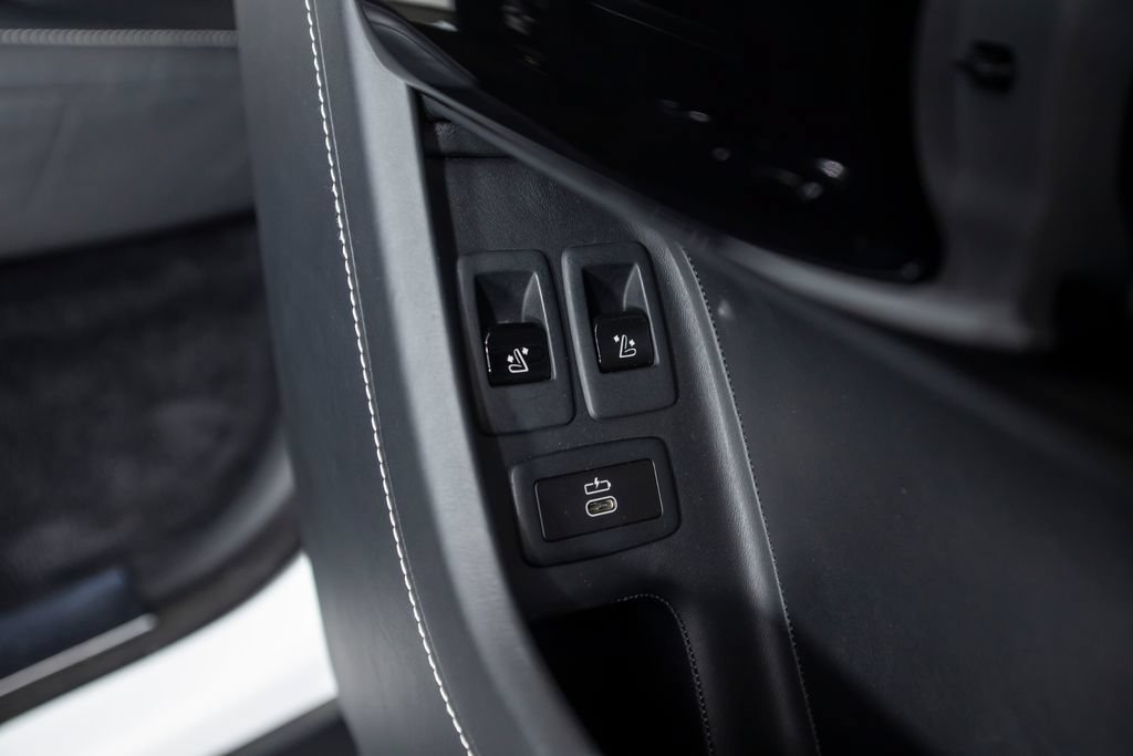 Used 2019 Rolls-Royce Cullinan AWD/4WD image 71