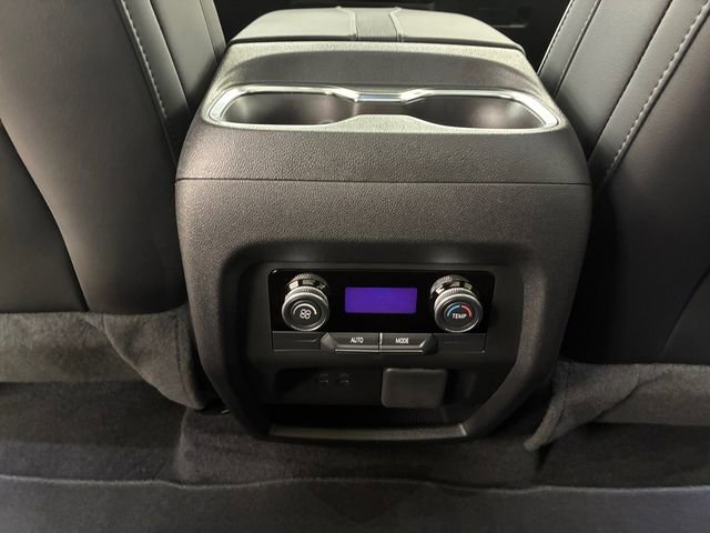 Used 2025 Buick Enclave Sport Touring w/ Super Cruise Package image 19