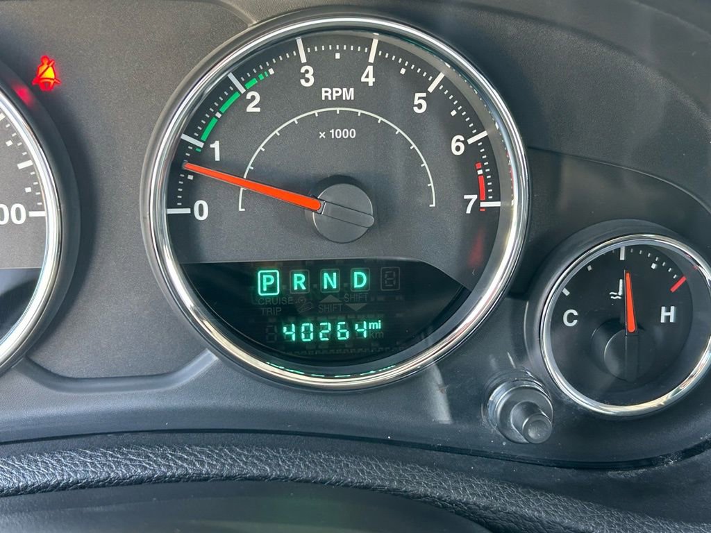 Certified 2017 Jeep Wrangler Unlimited Rubicon w/ Connectivity Group image 19