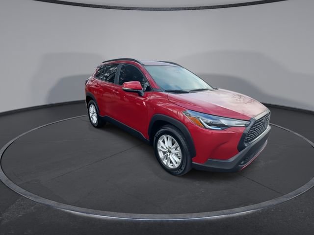 Used 2023 Toyota Corolla Cross LE image 4