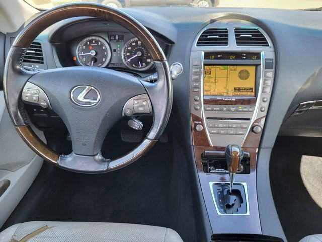 Used 2011 Lexus ES 350 image 23