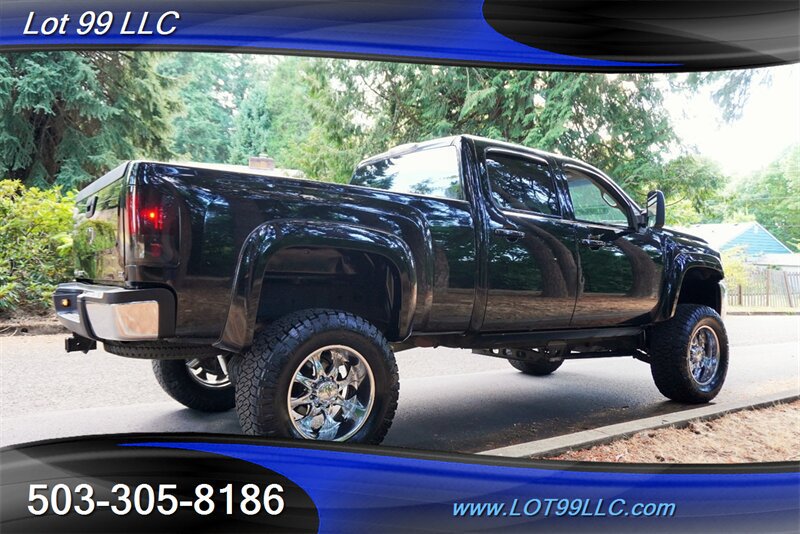 Used 2007 Chevrolet Silverado 2500 LTZ w/ Suspension Package, Off-Road AWD/4WD image 10
