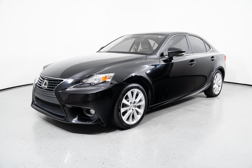 Used 2016 Lexus IS 200t RWD image 14