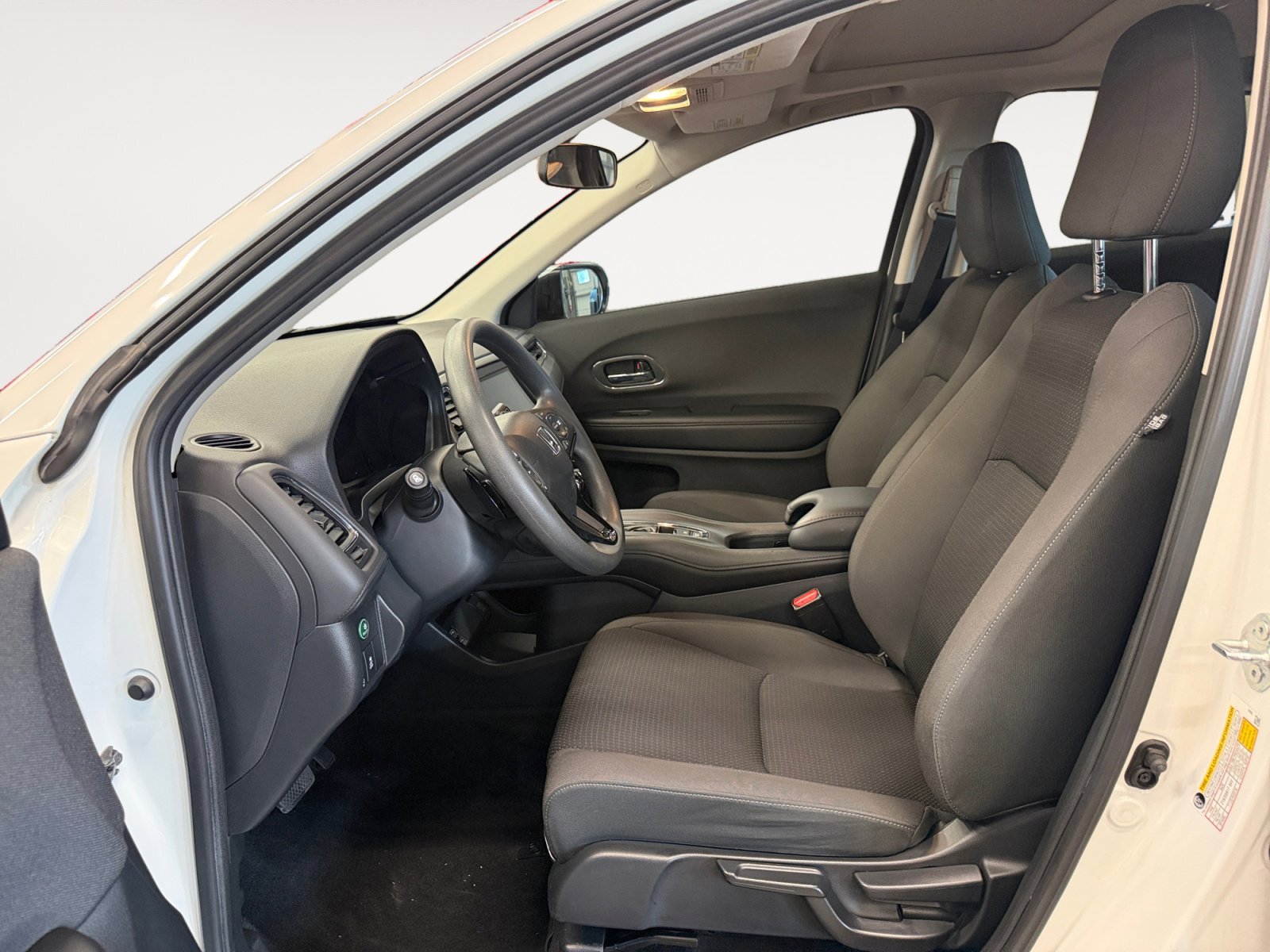 Used 2022 Honda HR-V EX image 23