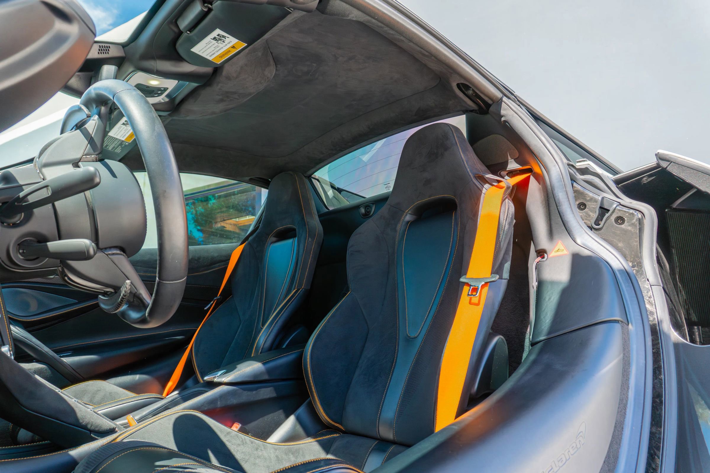 Used 2021 McLaren 720S Spider image 16