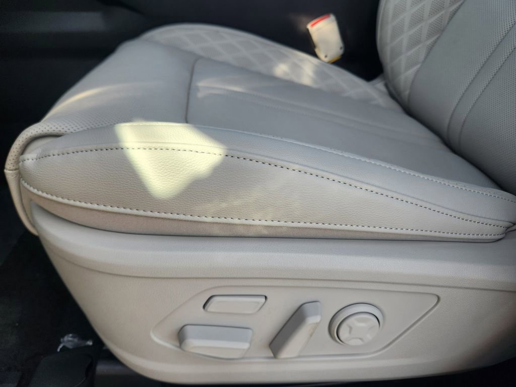 New 2026 Kia Sorento SX Prestige image 10