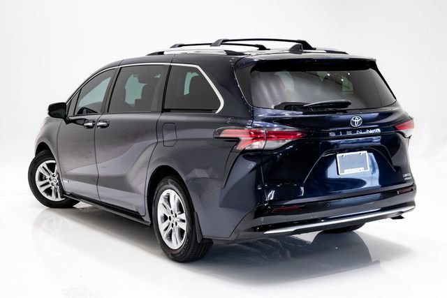 Used 2021 Toyota Sienna Limited FWD image 33