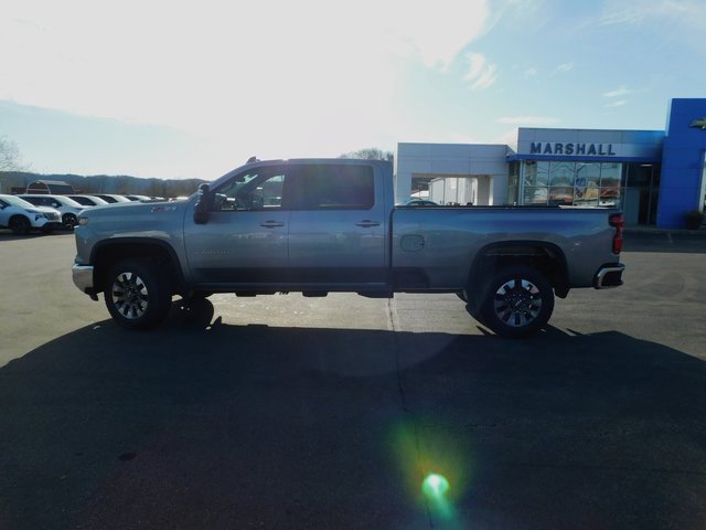 New 2026 Chevrolet Silverado 3500 LT image 10