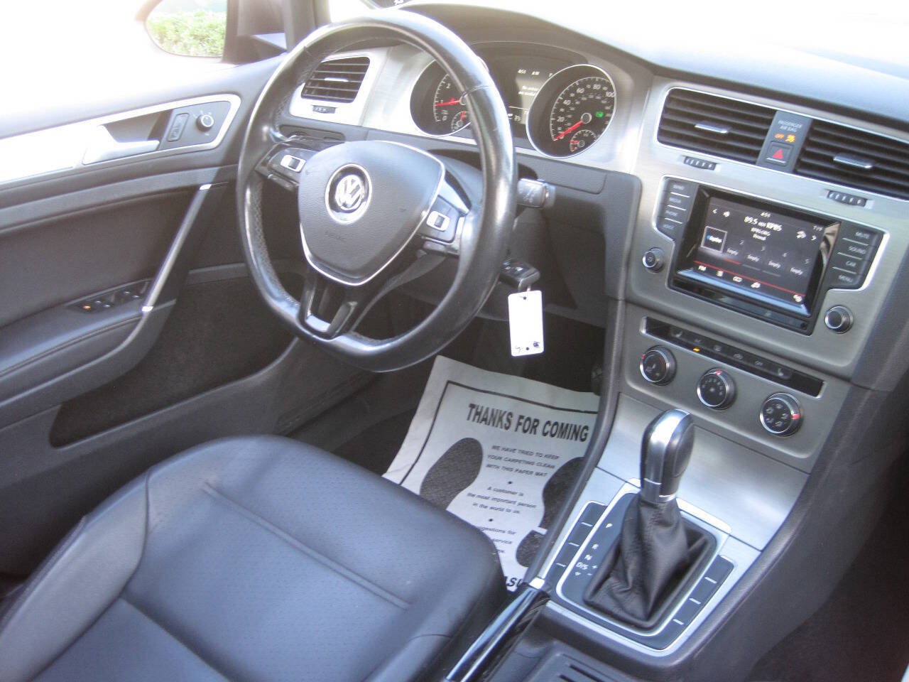 Used 2015 Volkswagen Golf S FWD image 24