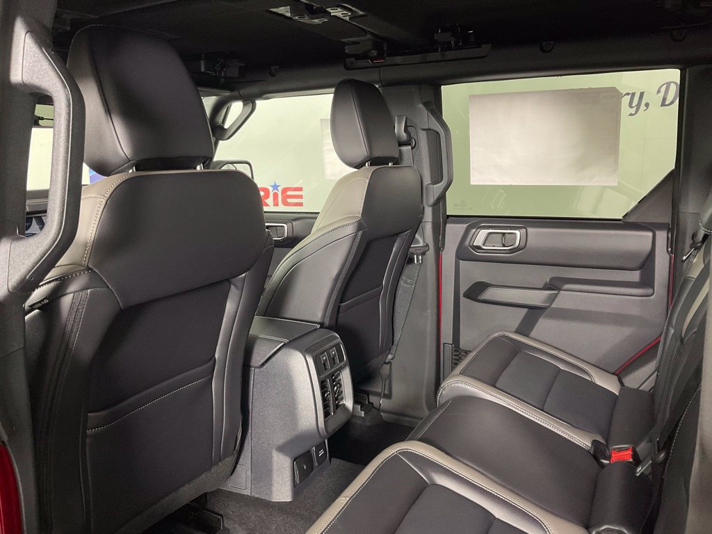 New 2026 Ford Bronco Outer Banks AWD/4WD image 15