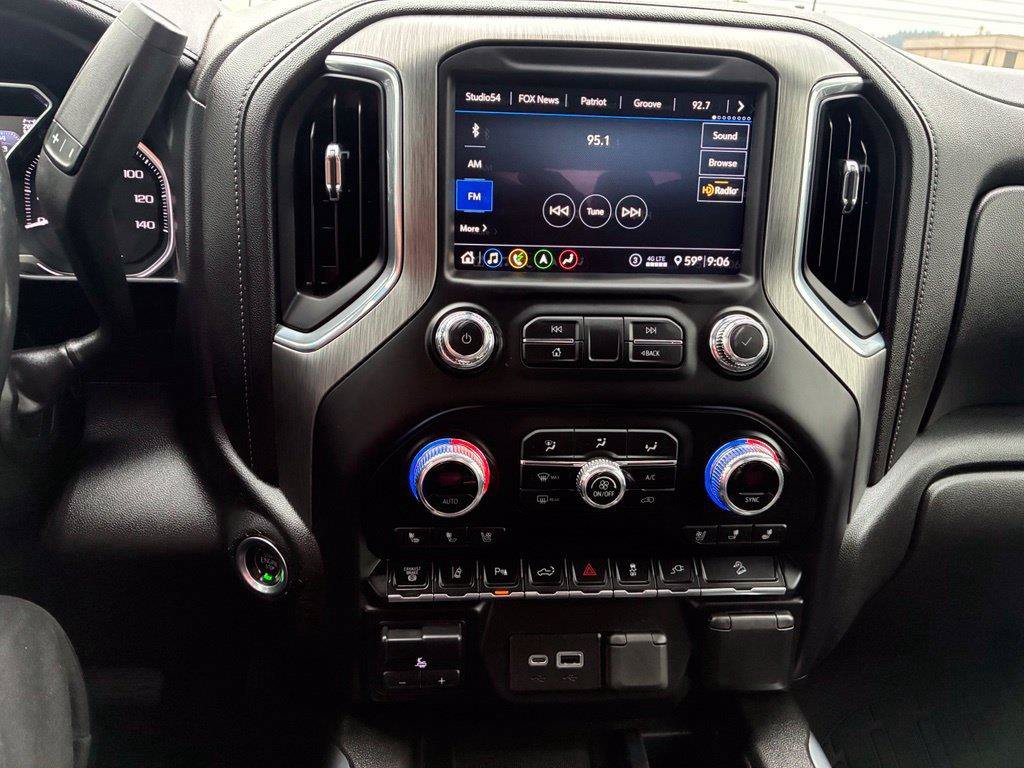 Used 2020 GMC Sierra 3500 Denali w/ Denali Ultimate Package AWD/4WD image 29