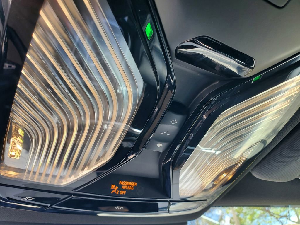 Used 2025 BMW X5 xDrive50e image 33