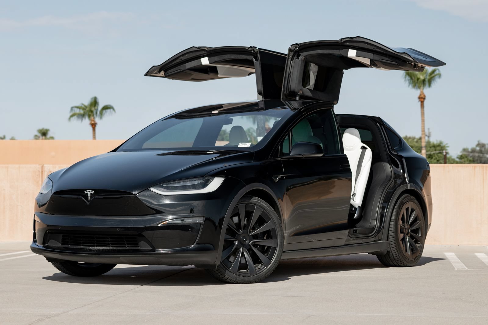 Used 2023 Tesla Model X Plaid AWD/4WD image 5