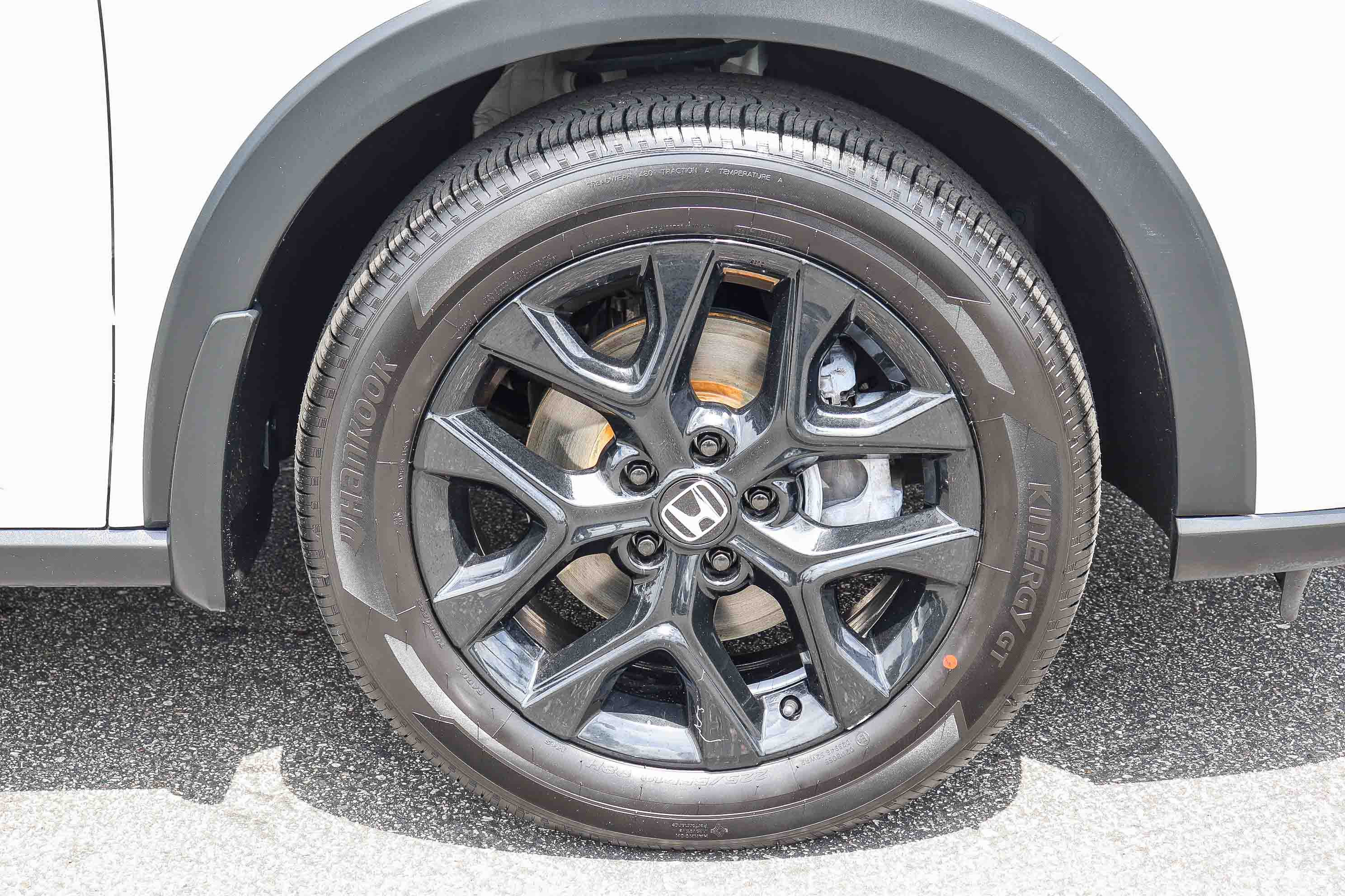 Certified 2024 Honda HR-V Sport image 7
