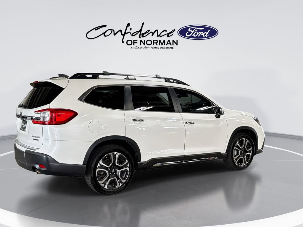 Used 2023 Subaru Ascent Touring AWD/4WD image 9