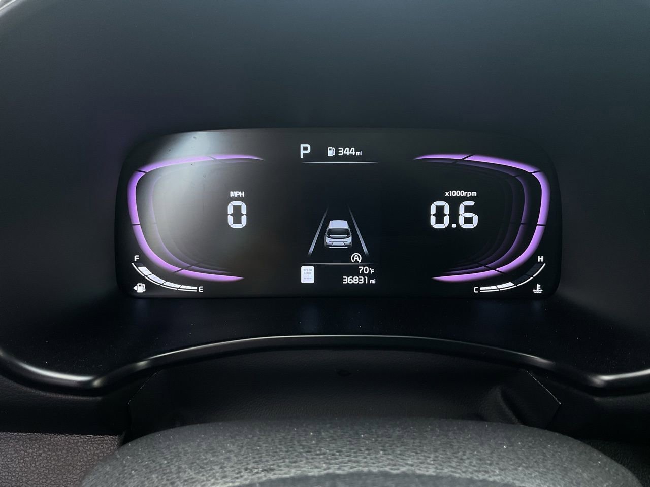 Used 2025 Kia Soul LX w/ LX Technology Package FWD image 32