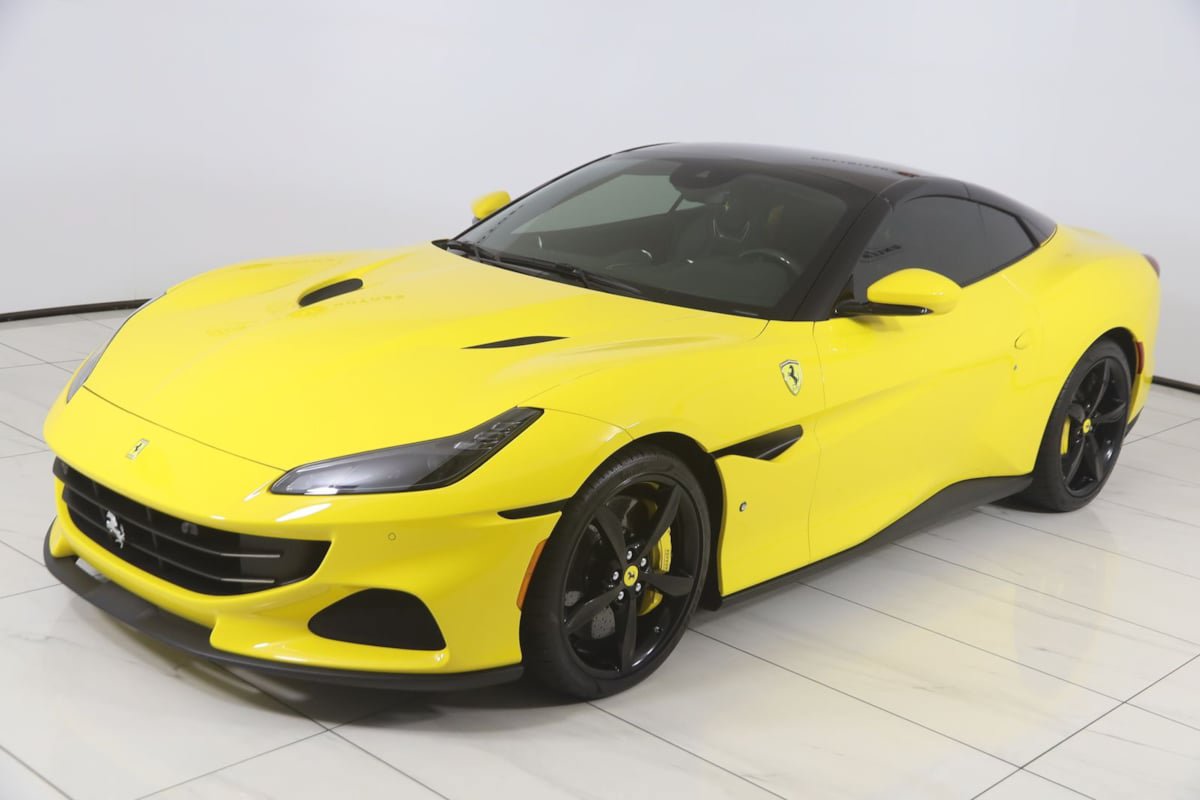 Used 2022 Ferrari Portofino M RWD image 97