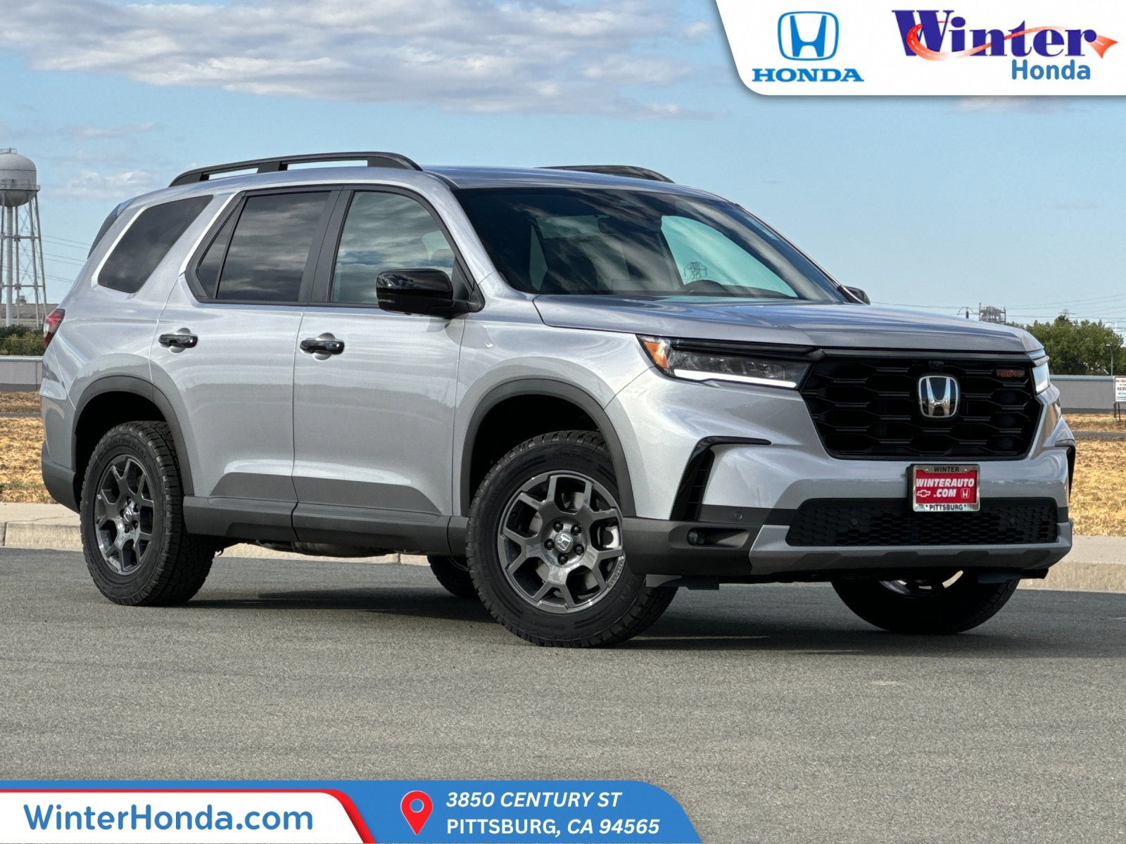 New 2025 Honda Pilot TrailSport image 1